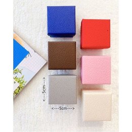 CAJITAS 5*5CM R/NEG 24/U NS