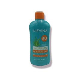 NIEVINA LECHE SOLAR F30 200ML 198130